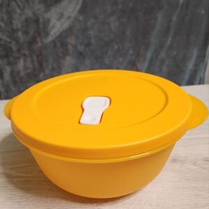 Tupperware Crystalwave